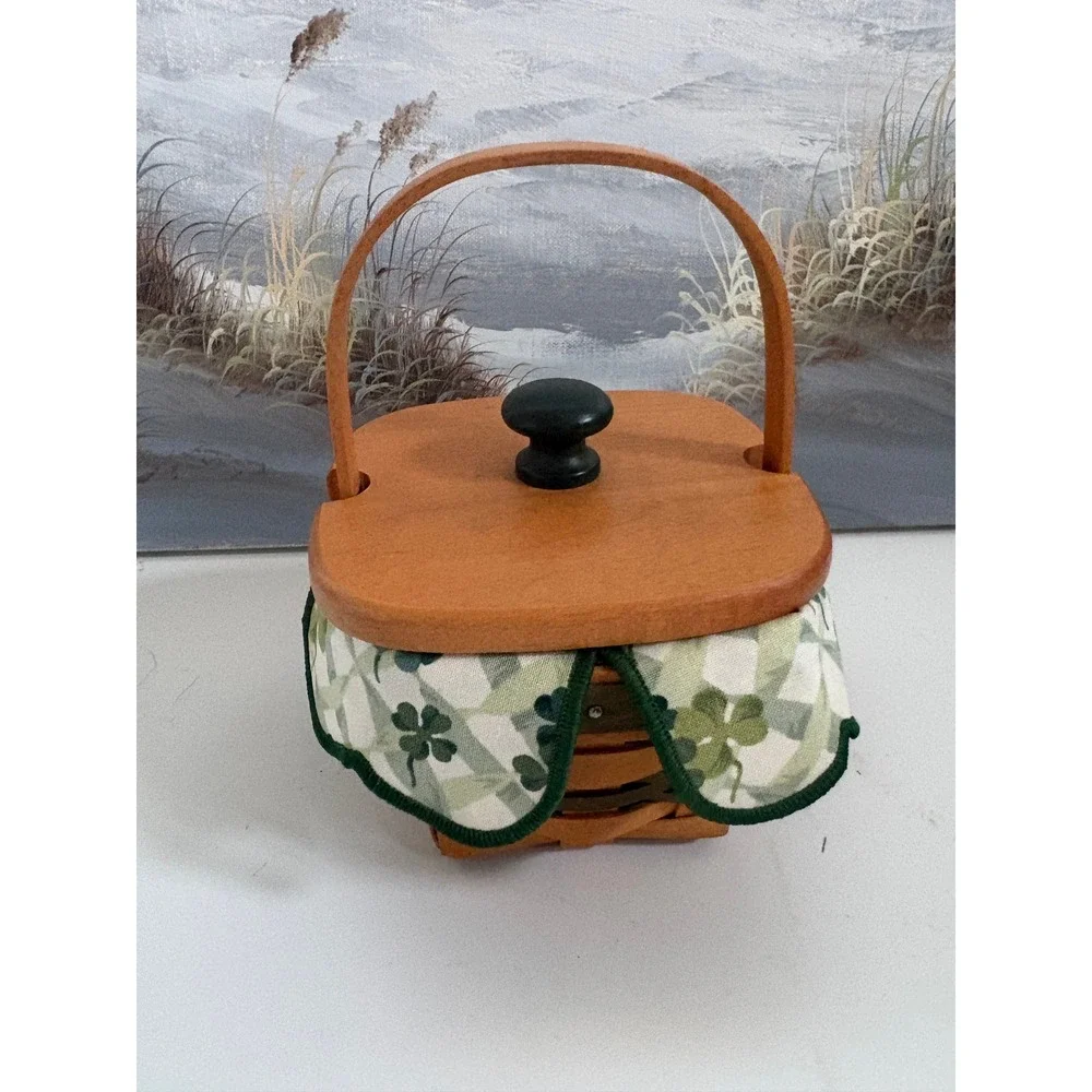 Longaberger 1999 St Patricks Day Basket Shamrock Liner Lid Protector Handwoven